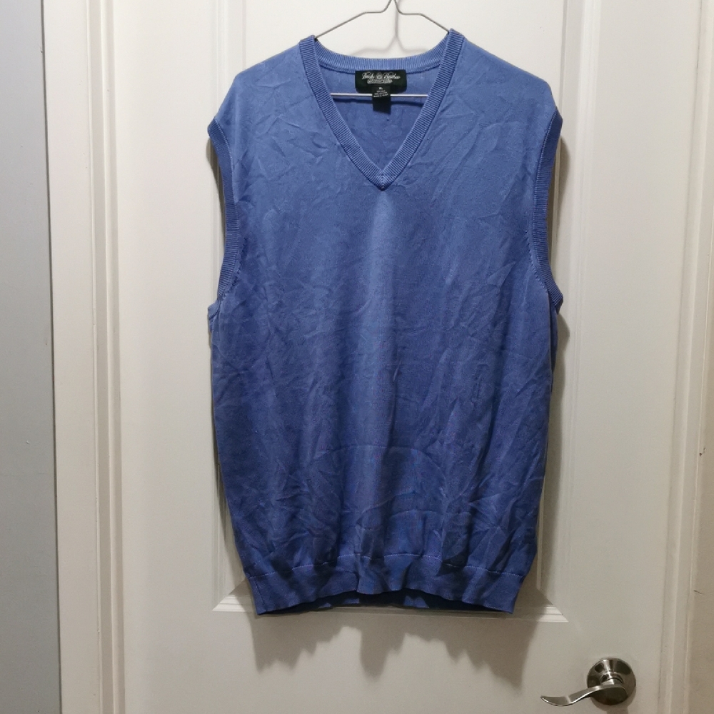 Brooks Brothers Men's V-Neck‎ Sweater Vest in Blue. Silk Cotton blend.